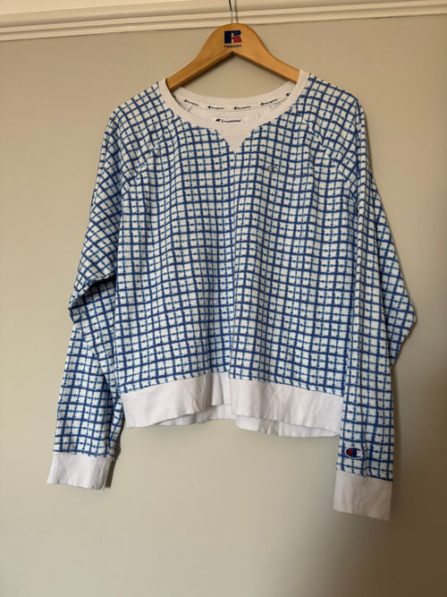 Champion Women’s Medium Check Plaid Crop Crew Neck Top