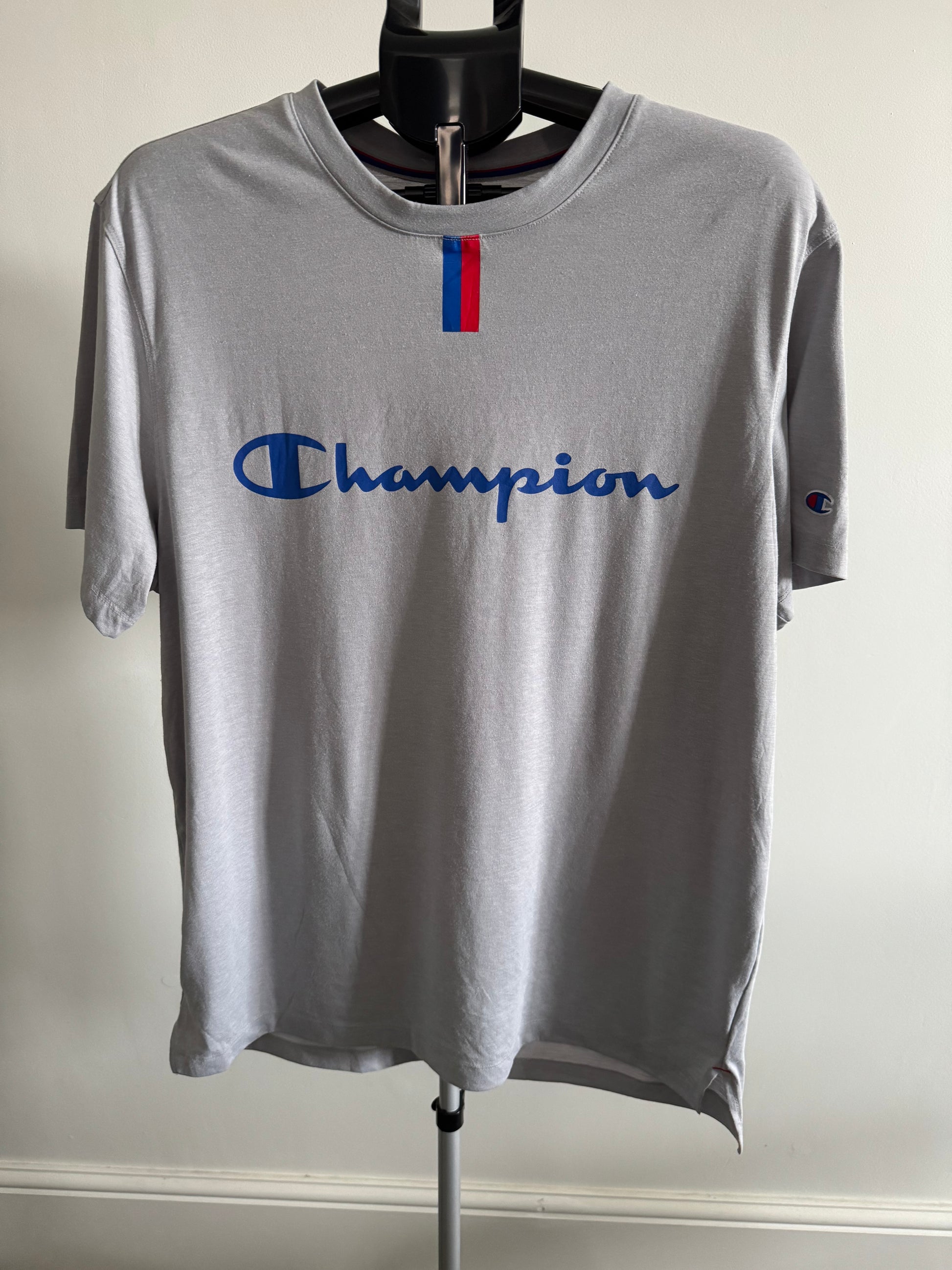 CHAMPION XL Men’s Branded T-Shirt